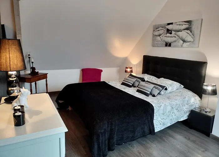 La Mansarde 8 Personnes Сasa de vacaciones *